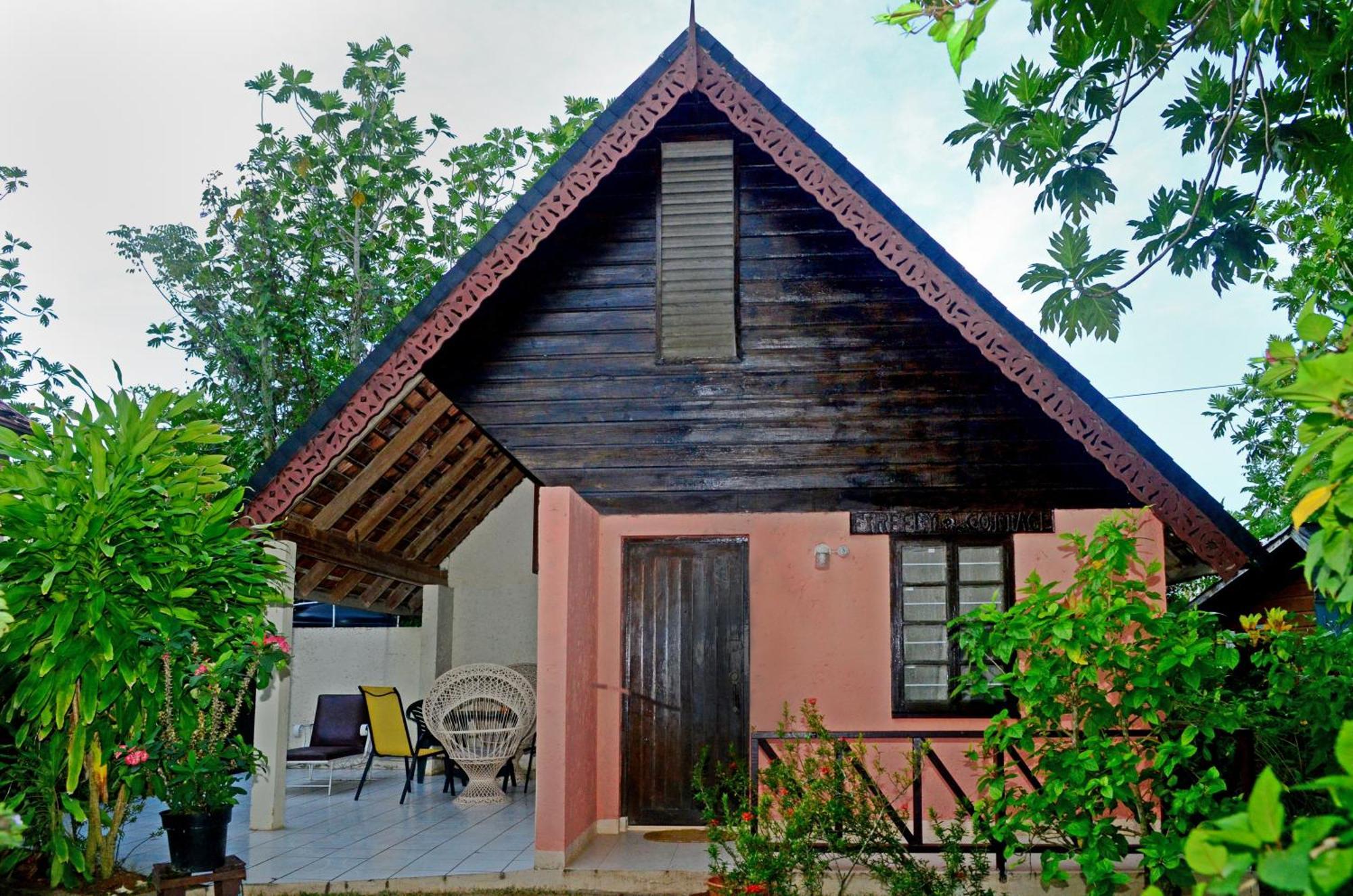 Firefly Beach Cottages Негрил Экстерьер фото